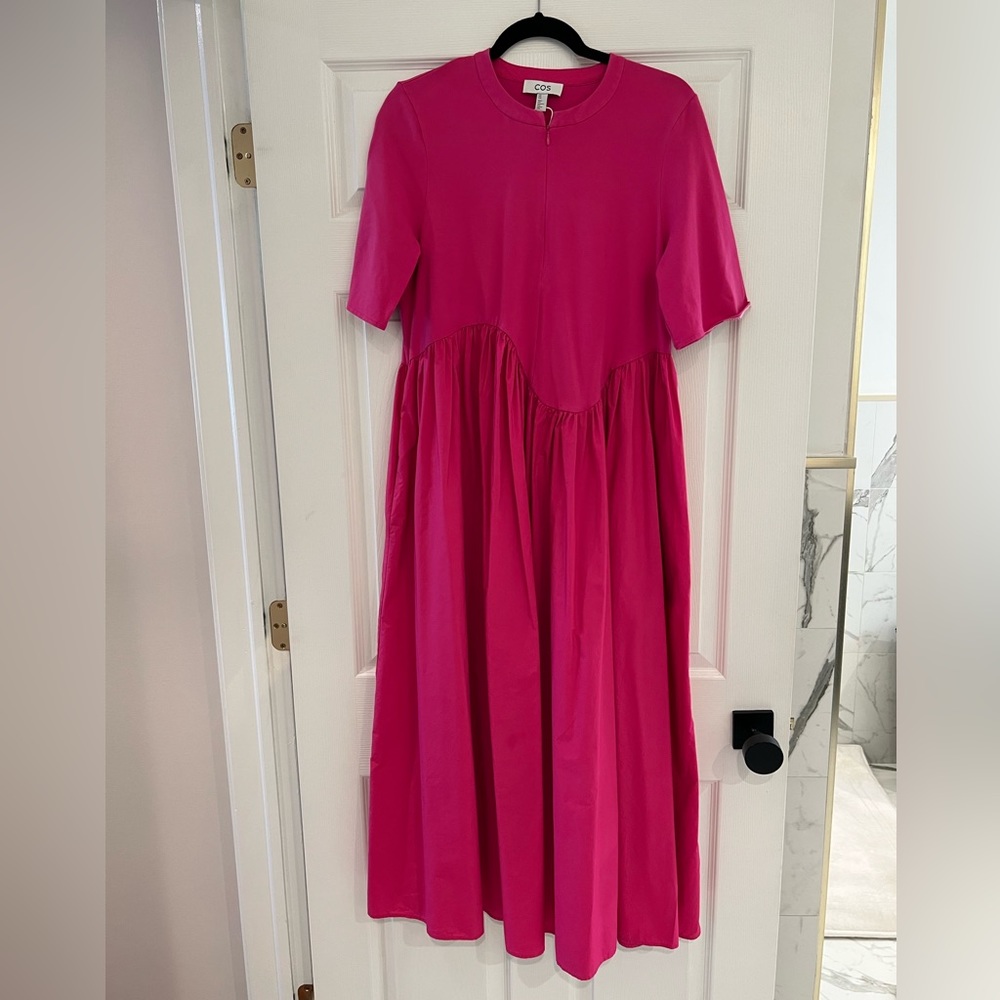 COS hot pink short sleeved dress zipper front closure size medium worn twice